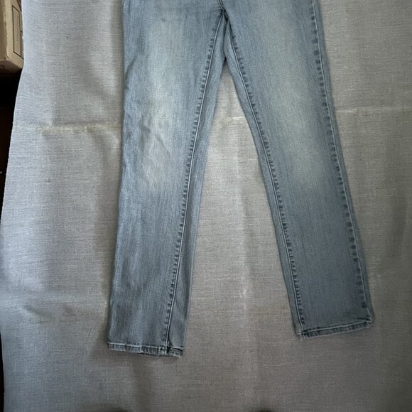 Levi's Strauss Mid Rise Skinny Jeans Women's 30 - Picture 7 of 7